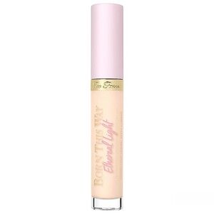 Too Faced Vanilla Wafer Born This Way Ethereal Light Illuminating Concealer